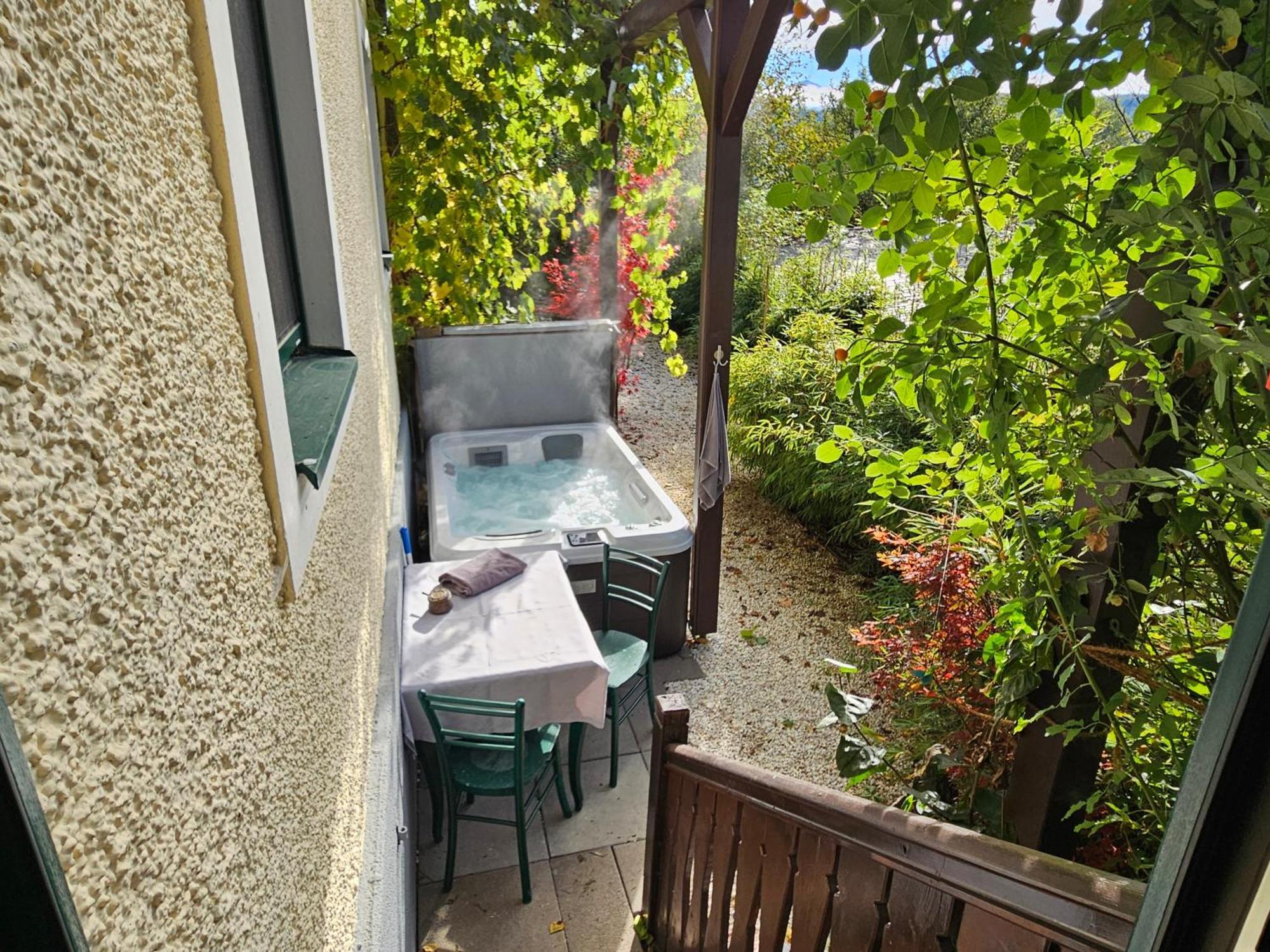 Premium Apartment Mit Privatem Whirlpool, Sauna, Garten Sankt Martin am Grimming Esterno foto