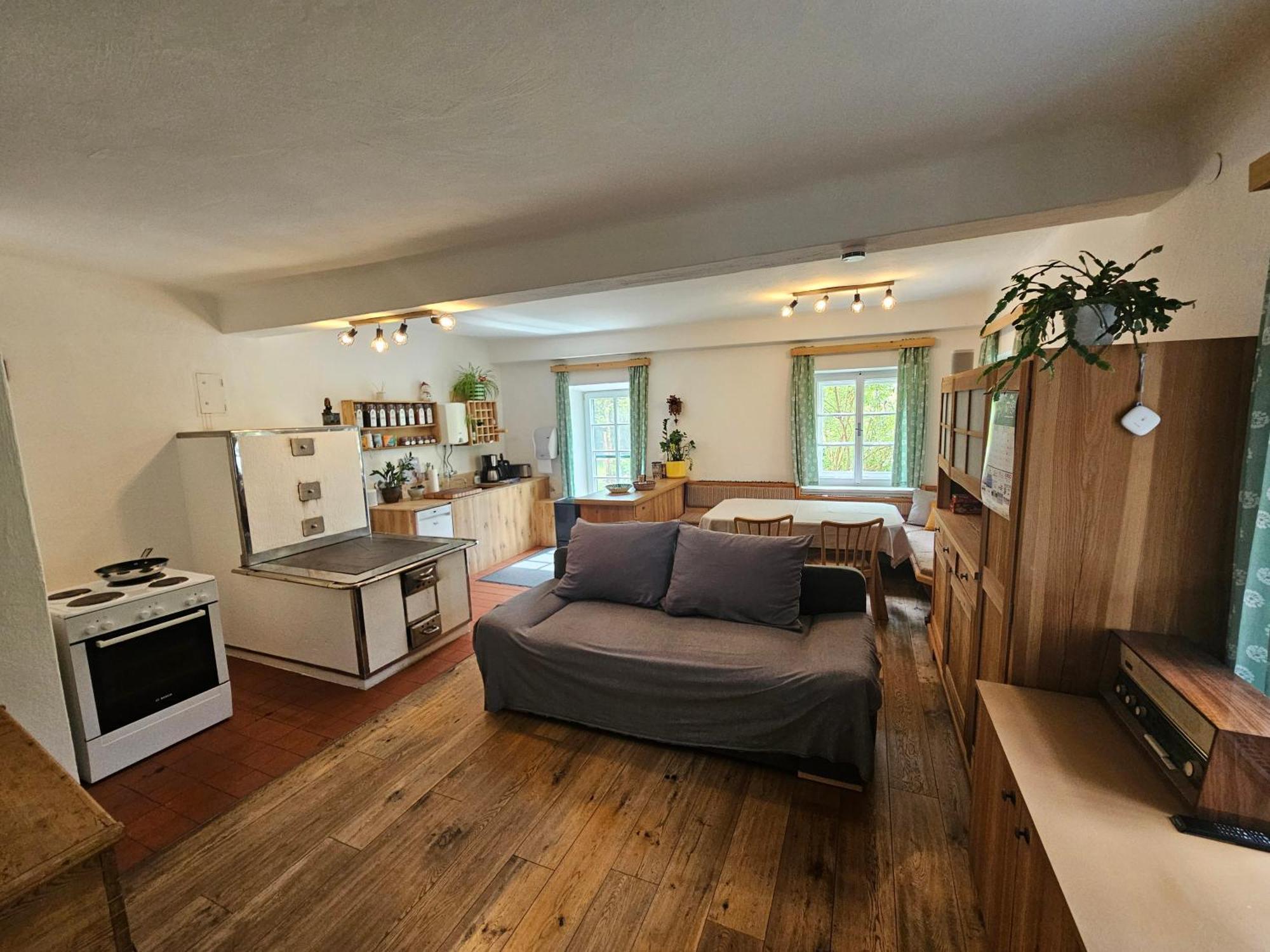 Premium Apartment Mit Privatem Whirlpool, Sauna, Garten Sankt Martin am Grimming Esterno foto
